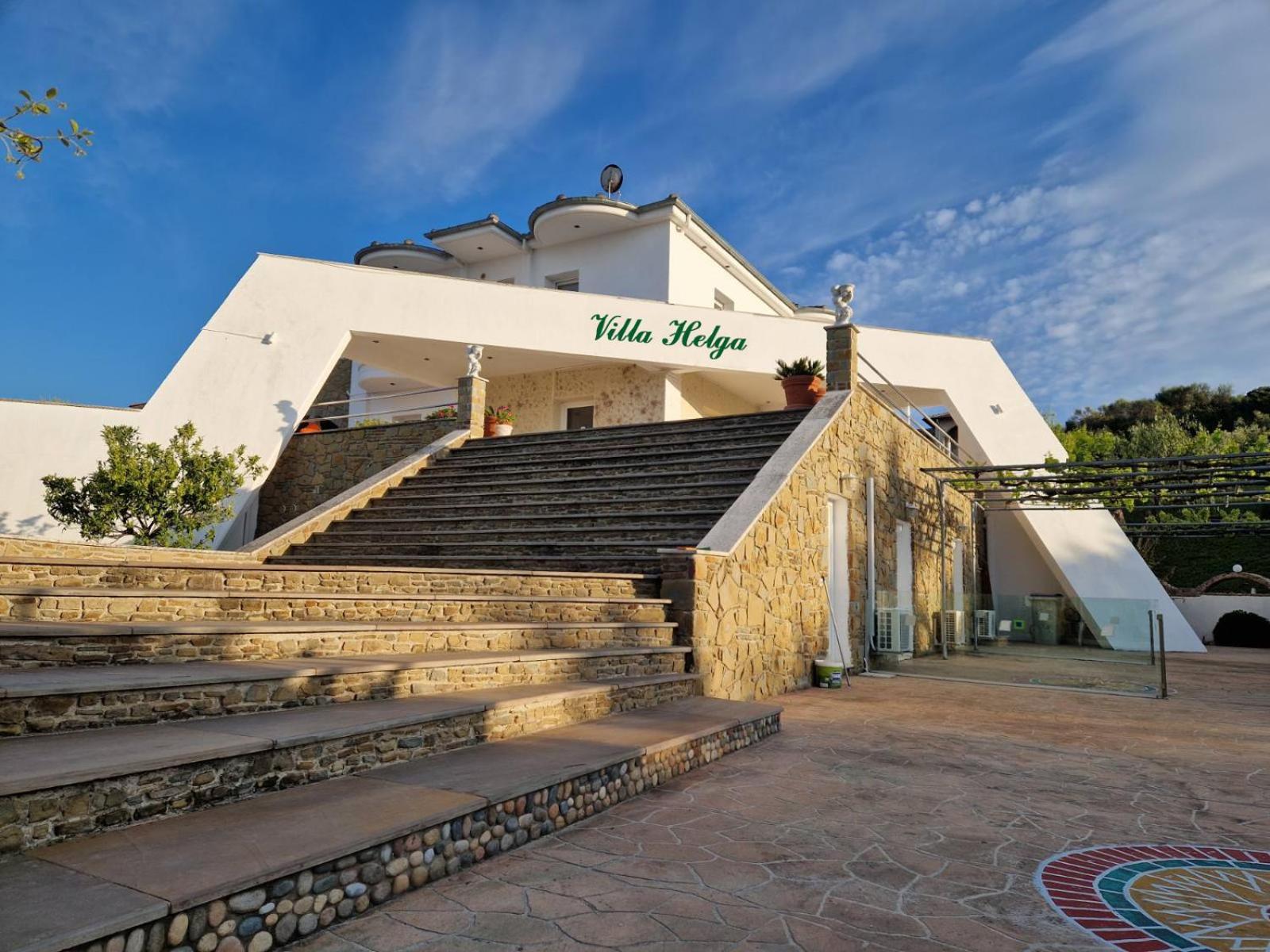 Villa Helga Exotic เปฟโกโฮรี ภายนอก รูปภาพ